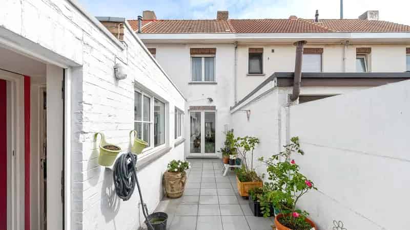 Interessante woning met garage te Zeebrugge dorp