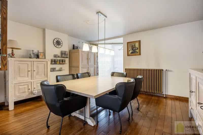 Duplexappartement met Winkelruimte te Opitter