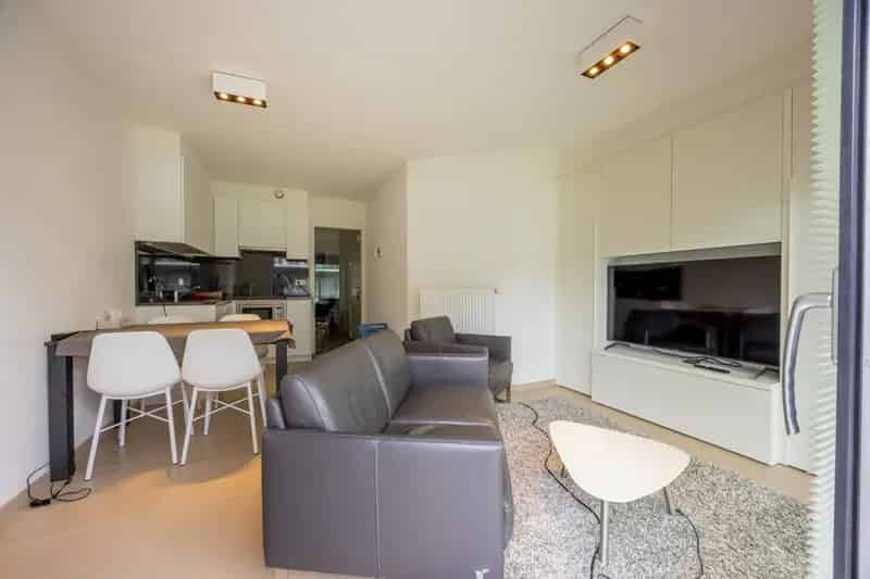 Appartement te koop Veurne: Instapklaar 1 slaapkamer appartement