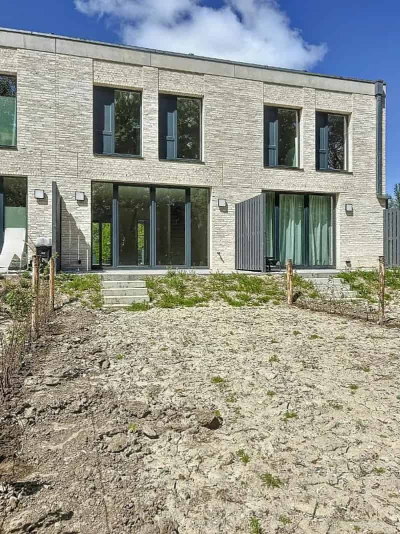 Huis te huur 3 slaapkamers bureau tuin