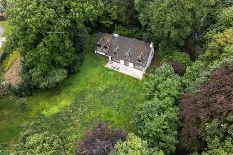 Villa te koop Jabbeke 5 slaapkamers te renoveren