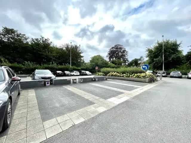 Open Autostaanplaats Te Huur
