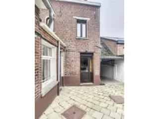 Huis te Koop Gooik - Te renoveren gezinswoning met tuin