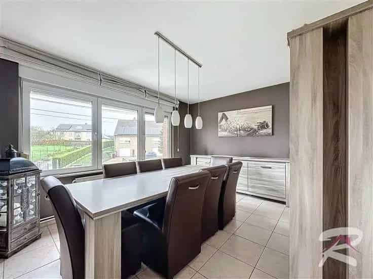 Huis Te Koop 3 slaapkamers Grote Tuin Garage