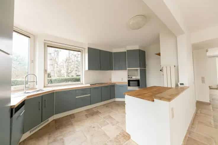 Grote Familiewoning te Koop - 4 slaapkamers - Tuin - Rustig gelegen