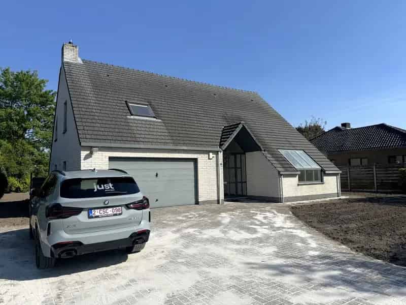 Huis te koop: Lichtrijke gezinswoning met 3 slaapkamers en garage