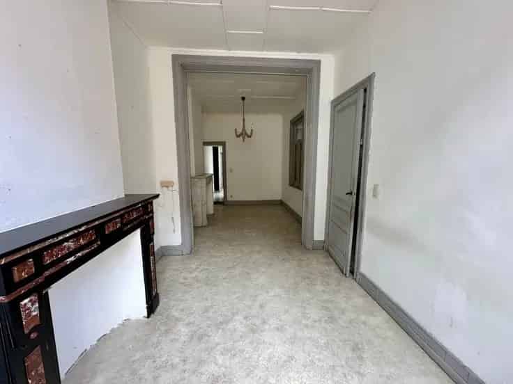 Huis Te Koop 2 slaapkamers zolder bureau