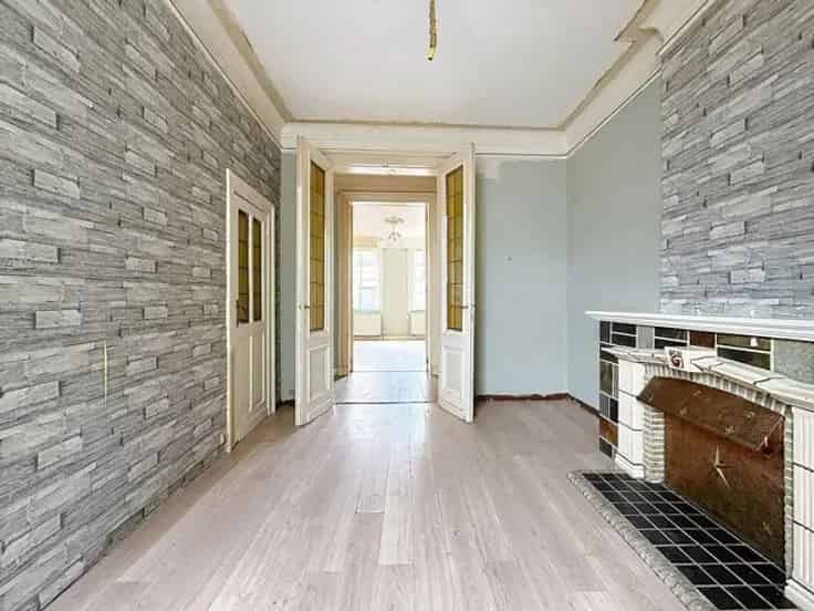 Huis Te Koop Te Renoveren Met Veel Potentieel