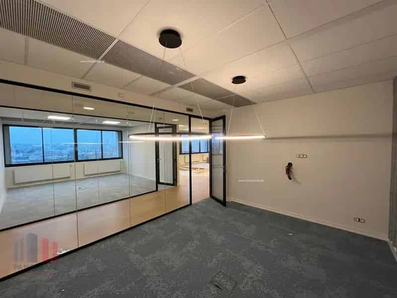 Kantoorruimte te huur Gent: 548m² - 1188m² nabij E40 E17 R4