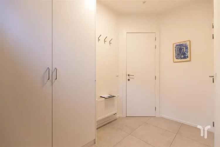 Centraal Gelegen Woning 3 Slaapkamers Garage