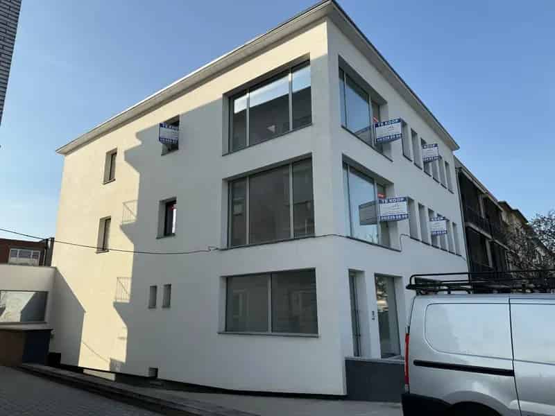 Appartement te koop Merksem: Energiezuinig gerenoveerd met terras