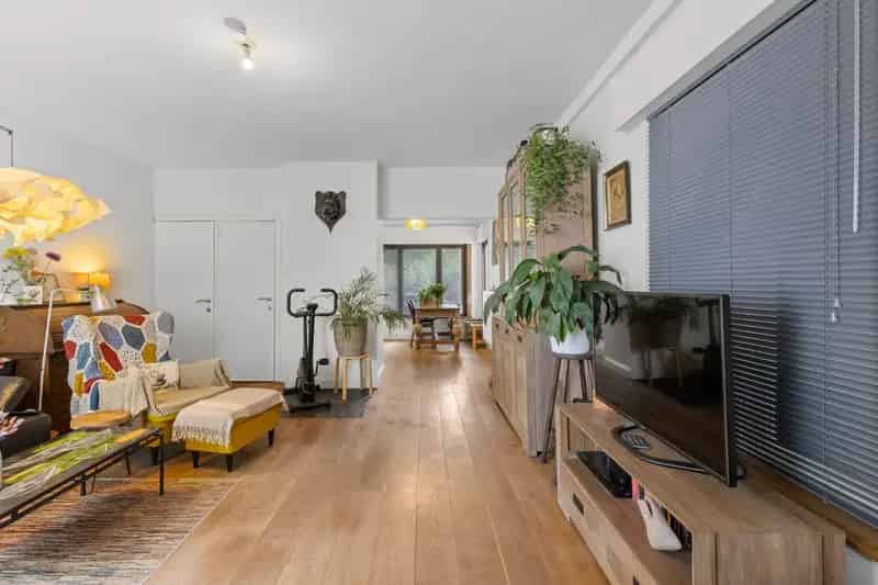 Gerenoveerde gezinswoning Assebroek groene tuin