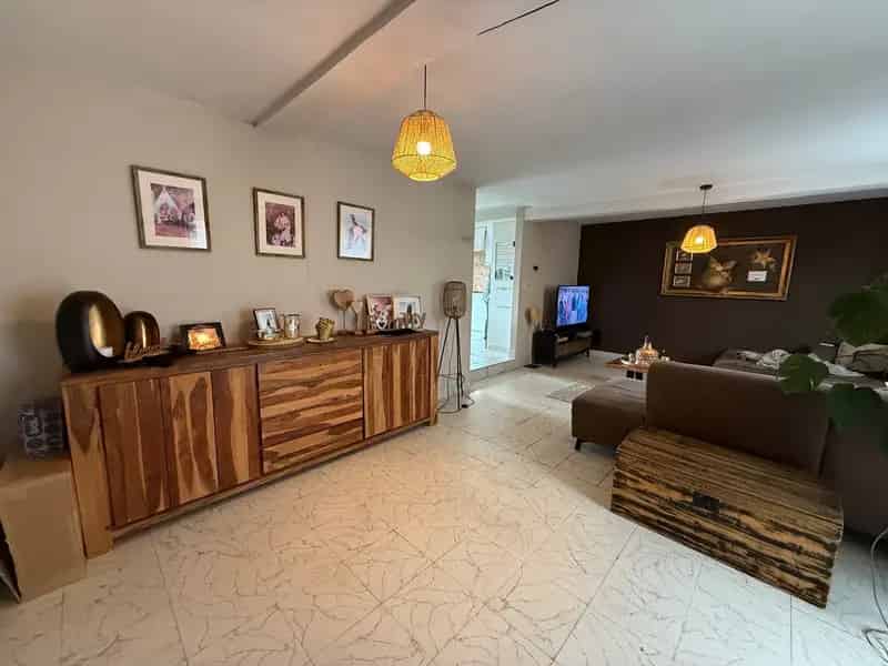 Gezinswoning te Markegem 4 slaapkamers dubbele garage