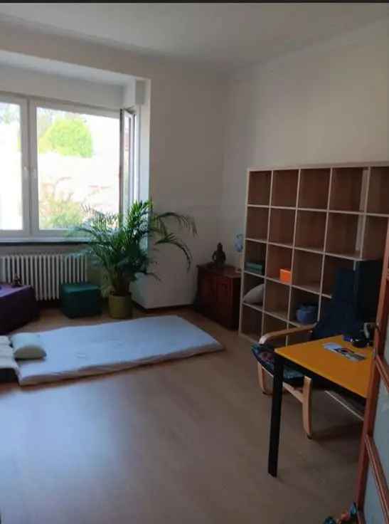 Appartement 2 Slaapkamers Rustige Straat