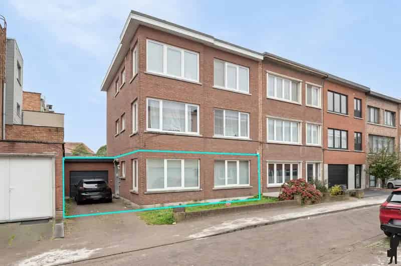Appartement te koop 85m2 2 slaapkamers tuin garage