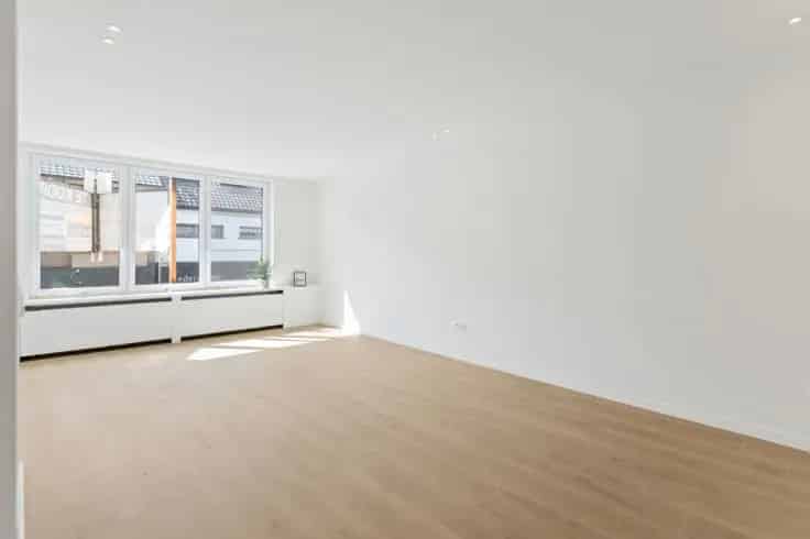 Gerenoveerd Appartement 3 Slaapkamers Aartselaar