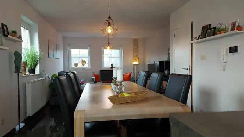 Appartement te koop Bilzen: 2 slaapkamers, bureel en garage
