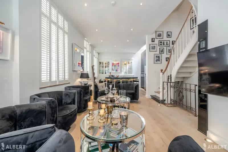 Herenhuis te Huur Brugge Centrum  Luxe Renovatie 17e Eeuw