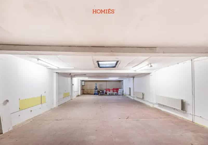 Ruime Opslagplaats Ideale Locatie