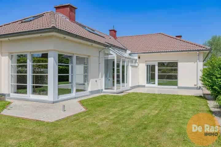 Vrijstaande Bungalow te Koop in Gijzegem