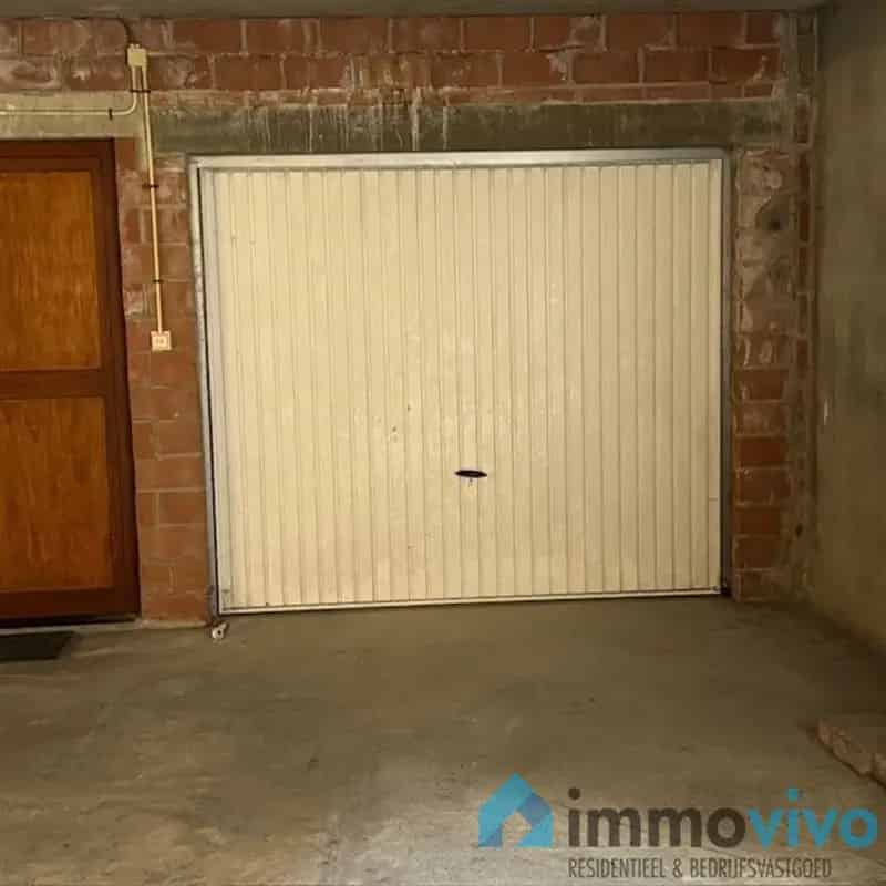 Garagebox te Koop in Afgesloten Complex