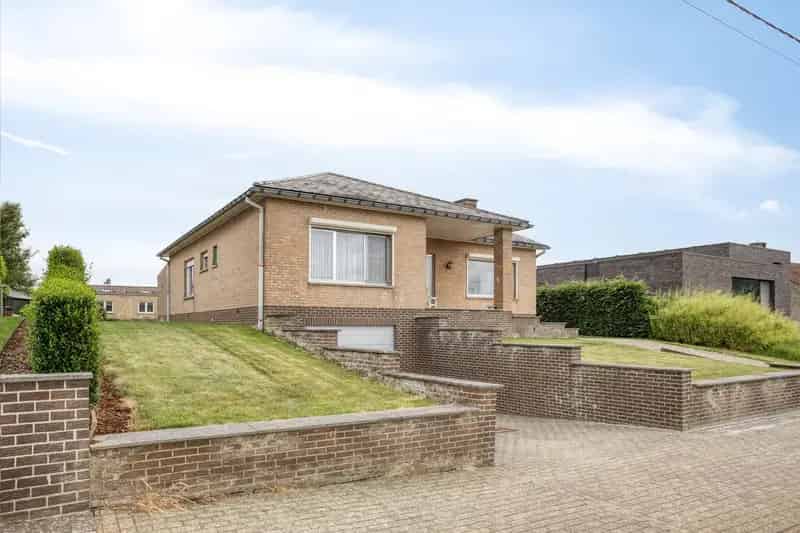 Statig Huis met Prachtig Vergezicht Volledig Aanbod