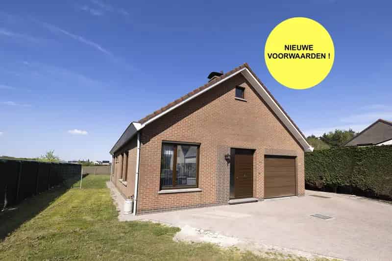 Huis te koop Wachtebeke: 3 slaapkamers, garage, tuin