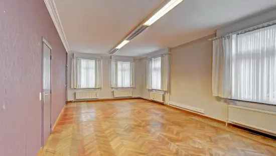 Ruime 4 gevel woning, 5 slaapkamers, Tervuren-Duisburg