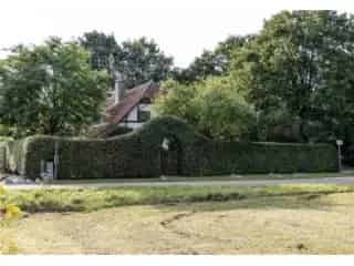 Huis te Koop Pelt - 3 slaapkamers, paardenstallen, grote tuin