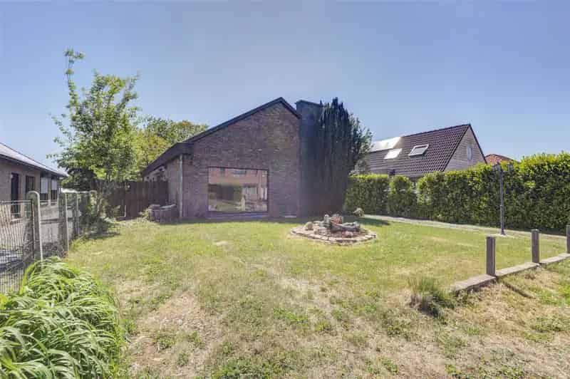 Te renoveren woning 3 slaapkamers groene omgeving