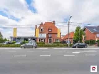 Handelsfonds te koop Roeselare 2 zaken Appartement