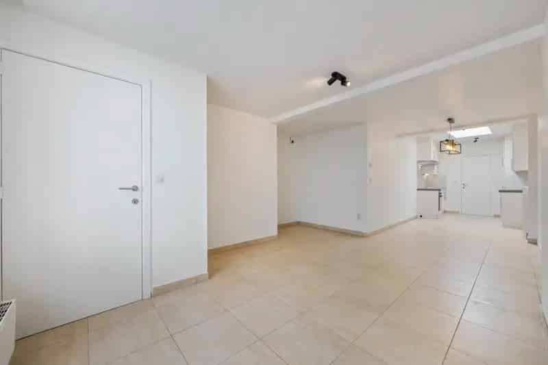 Gerenoveerde Rijwoning 2 Slaapkamers