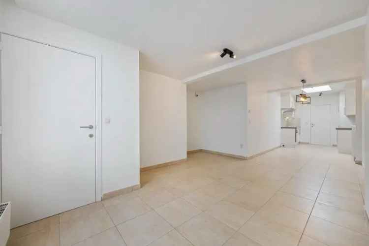 Gerenoveerde Rijwoning 2 Slaapkamers