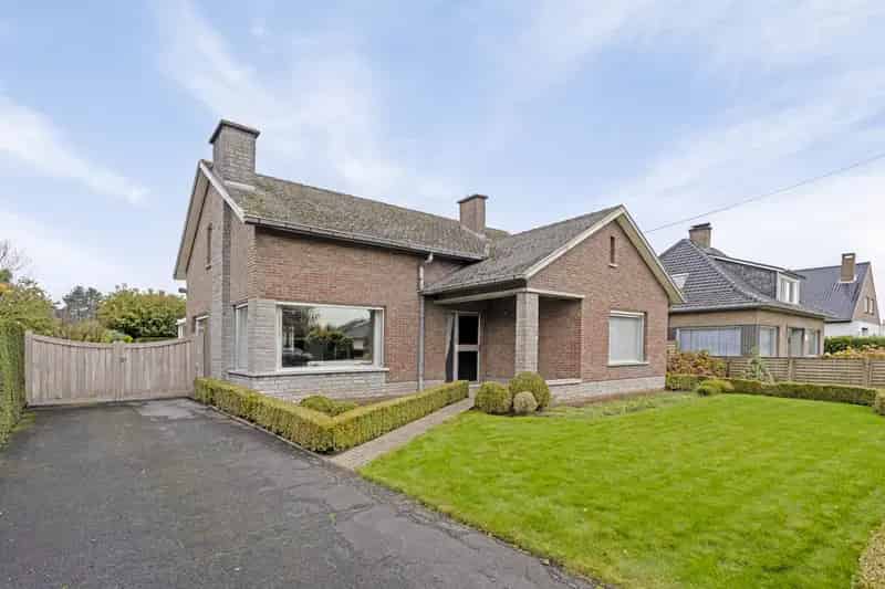 Vrijstaande woning te Waregem 4 slaapkamers