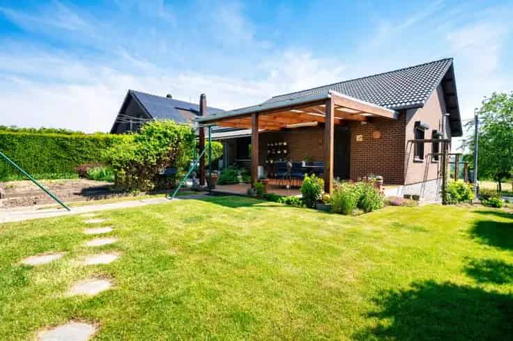 Huis Te Koop Met Dubbel Glas EPC 49684 kWh