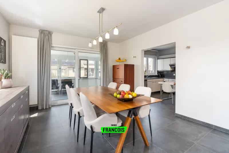 Bel-etagewoning 3 slaapkamers Mariakerke Grote Garage Zonnige Tuin EPC B