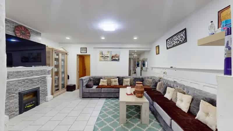 Appartementenblok te Schaerbeek 2 appartementen 315m2