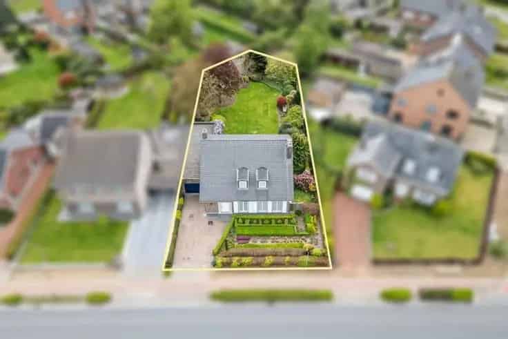 Huis Te Koop Wetteren: Ruime gezinswoning met 4 slaapkamers