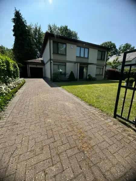 6 Slaapkamers 7a50 Bret-Gelieren