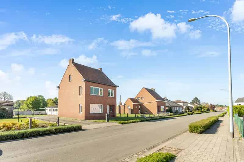 Huis te koop Dessel 3 slaapkamers te renoveren