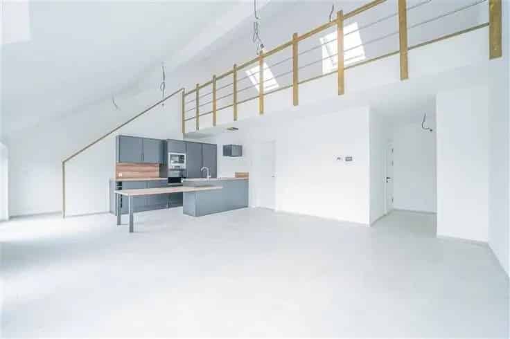 Duplex Appartement 138m2 Te Koop Nabij Winkels