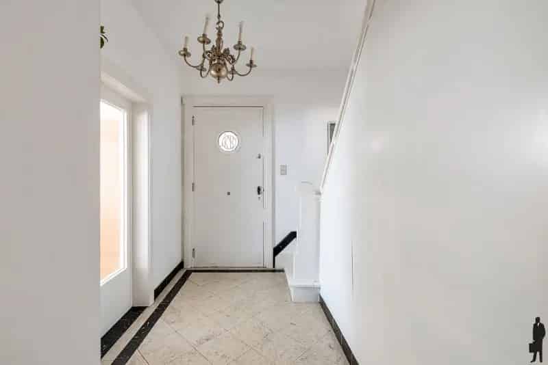 Karakteristieke woning met 5 slpk. en westtuin op 799m²