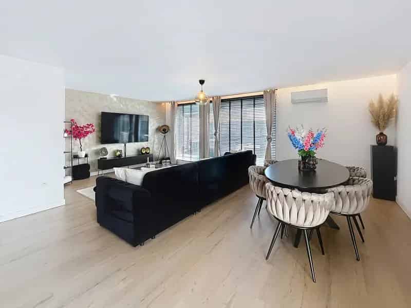 Duplex Appartement 4 slaapkamers Geistingen te Huur
