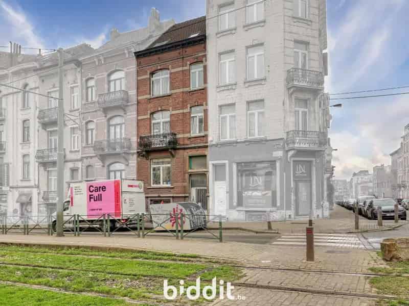 Opbrengsteigendom 5 slaapkamers Wielemans Ceuppenslaan