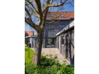 Huis te koop Afsnee - Instapklaar met 2 slaapkamers en carport