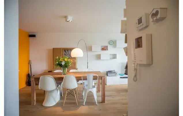 Huur 2 slaapkamer appartement van 88 m² in Ghent