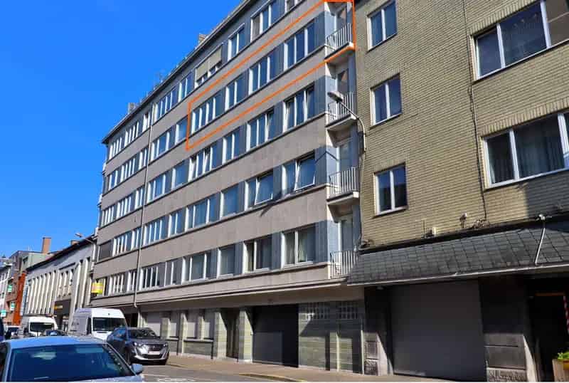 Appartement te huur Kortrijk: 2 slaapkamers, terras, instapklaar