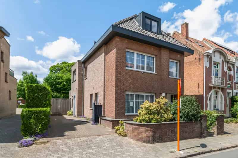Huis te koop in Essen: ideaal wonen en werken