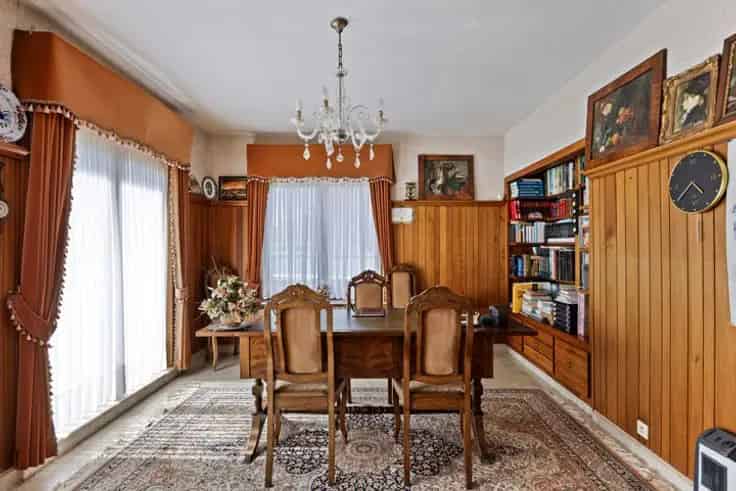 Te renoveren villa met 3 slaapkamers en grote tuin