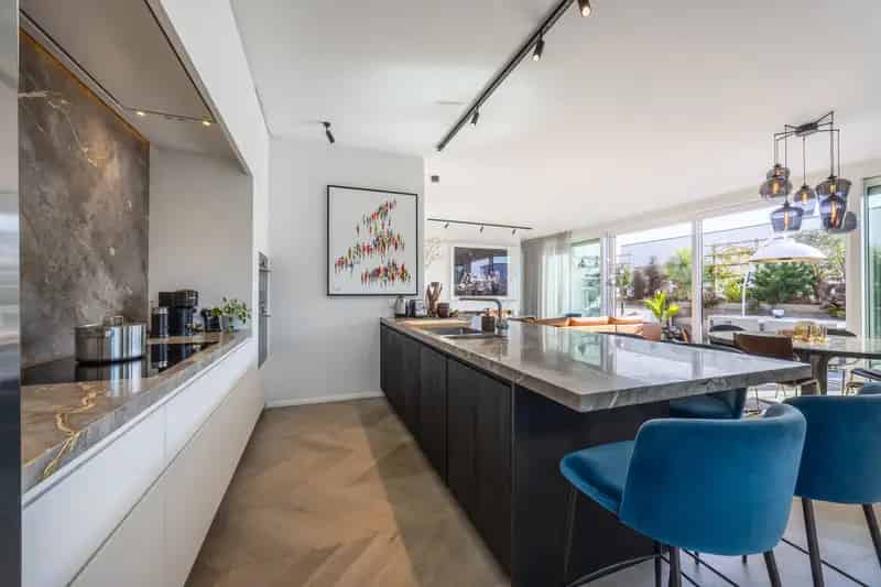 Penthouse te koop: Luxe appartement met ruim terras